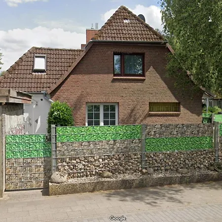 Komfortables Mit Terrasse Und Kleinem Garten - Erholung Inklusive *